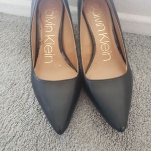 Heels black gently used